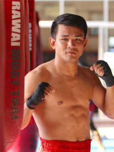 muay thai fighter madsing